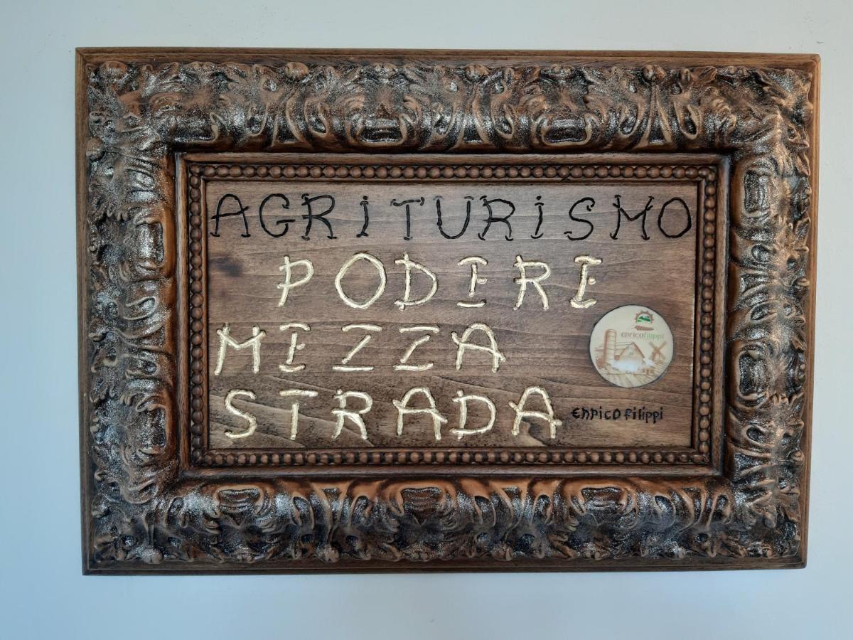 Agriturismo La Valle Della Lavanda - Podere Mezzastrada Fauglia Εξωτερικό φωτογραφία