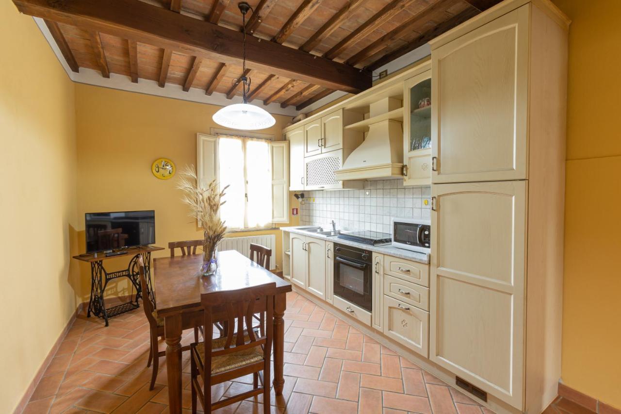 Agriturismo La Valle Della Lavanda - Podere Mezzastrada Fauglia Δωμάτιο φωτογραφία