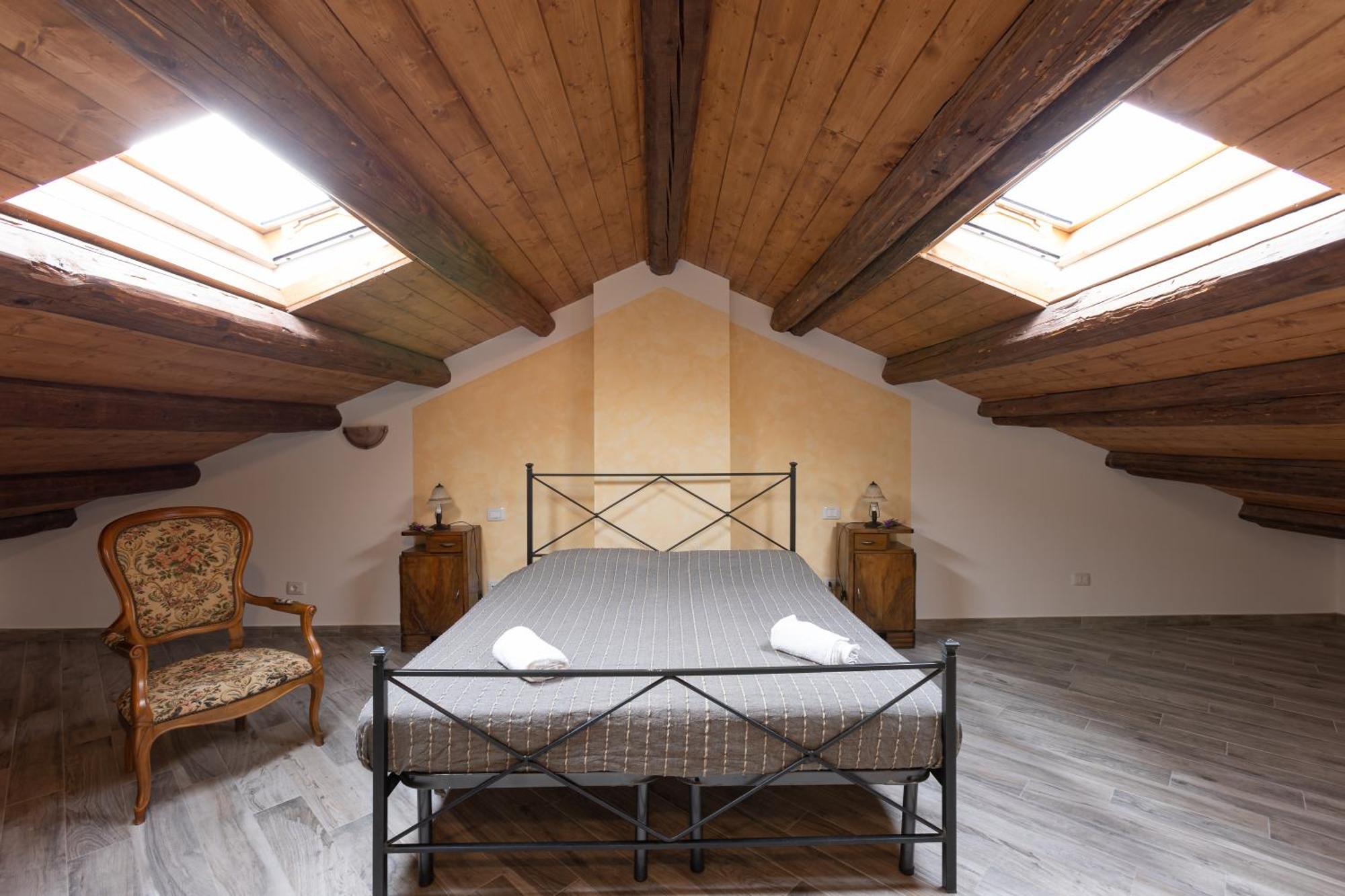 Agriturismo La Valle Della Lavanda - Podere Mezzastrada Fauglia Δωμάτιο φωτογραφία