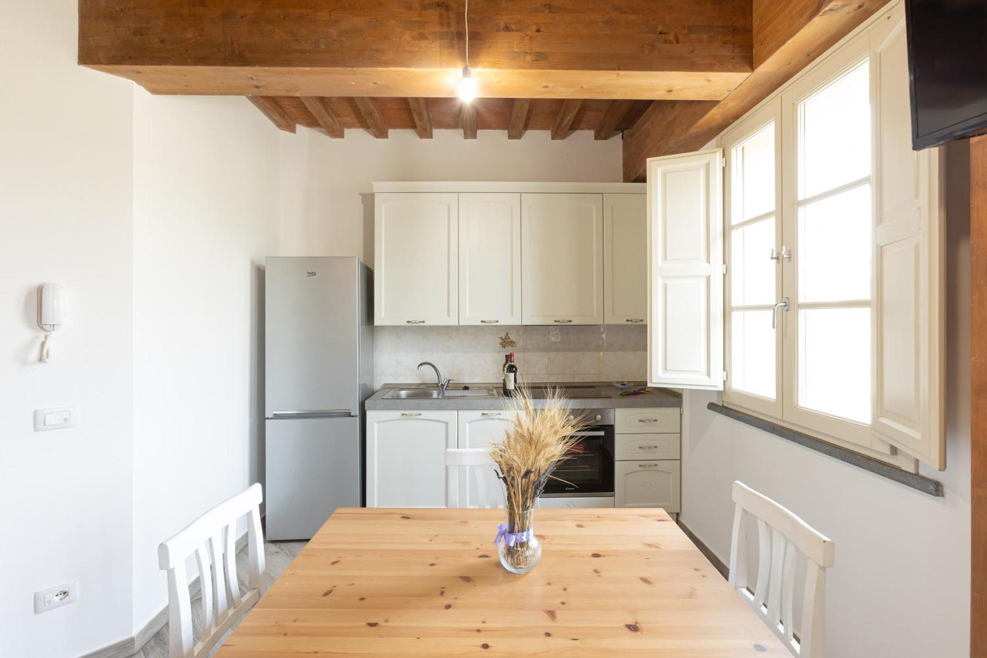 Agriturismo La Valle Della Lavanda - Podere Mezzastrada Fauglia Δωμάτιο φωτογραφία